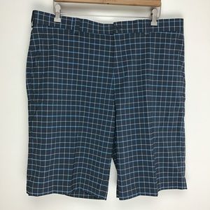 NWT Nike Golf mens shorts 40 waist